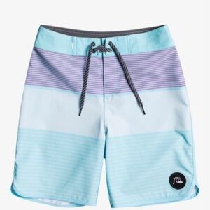 Quiksilver surfsilk Tijuana (Big kids) Board Shorts - 29” waist youth - NEW